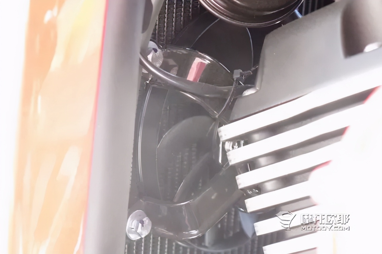 摩疆mj917巡航单座版,摩疆j917试驾