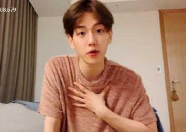 边伯贤生日直播和粉丝约定,边伯贤生日会应援花