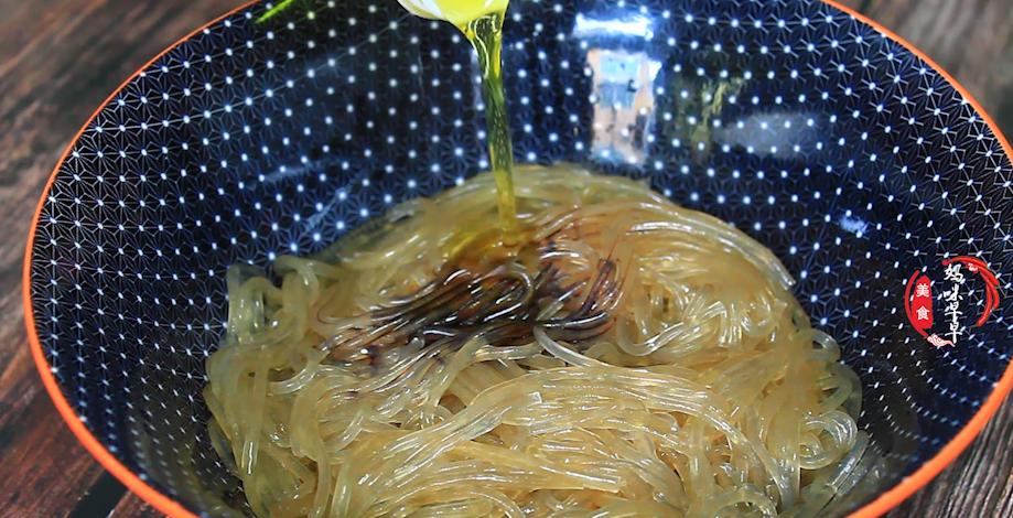 二次感染来袭，建议中老年人：少吃猪肉羊肉，多吃5样，助力恢复