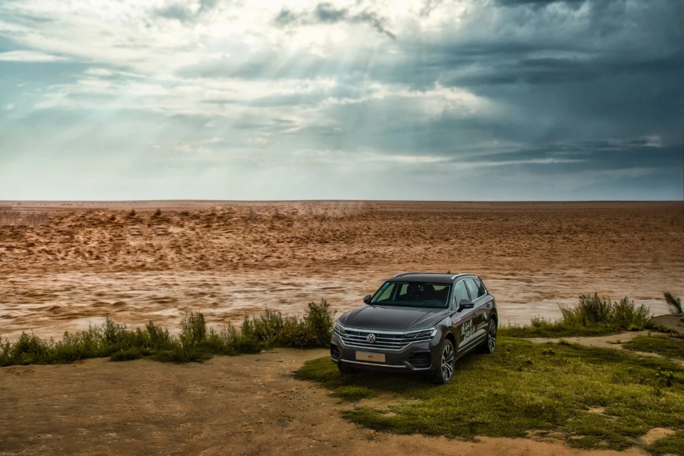 驰骋天地间品诗意中国|途锐十二时辰区域活动圆满收官