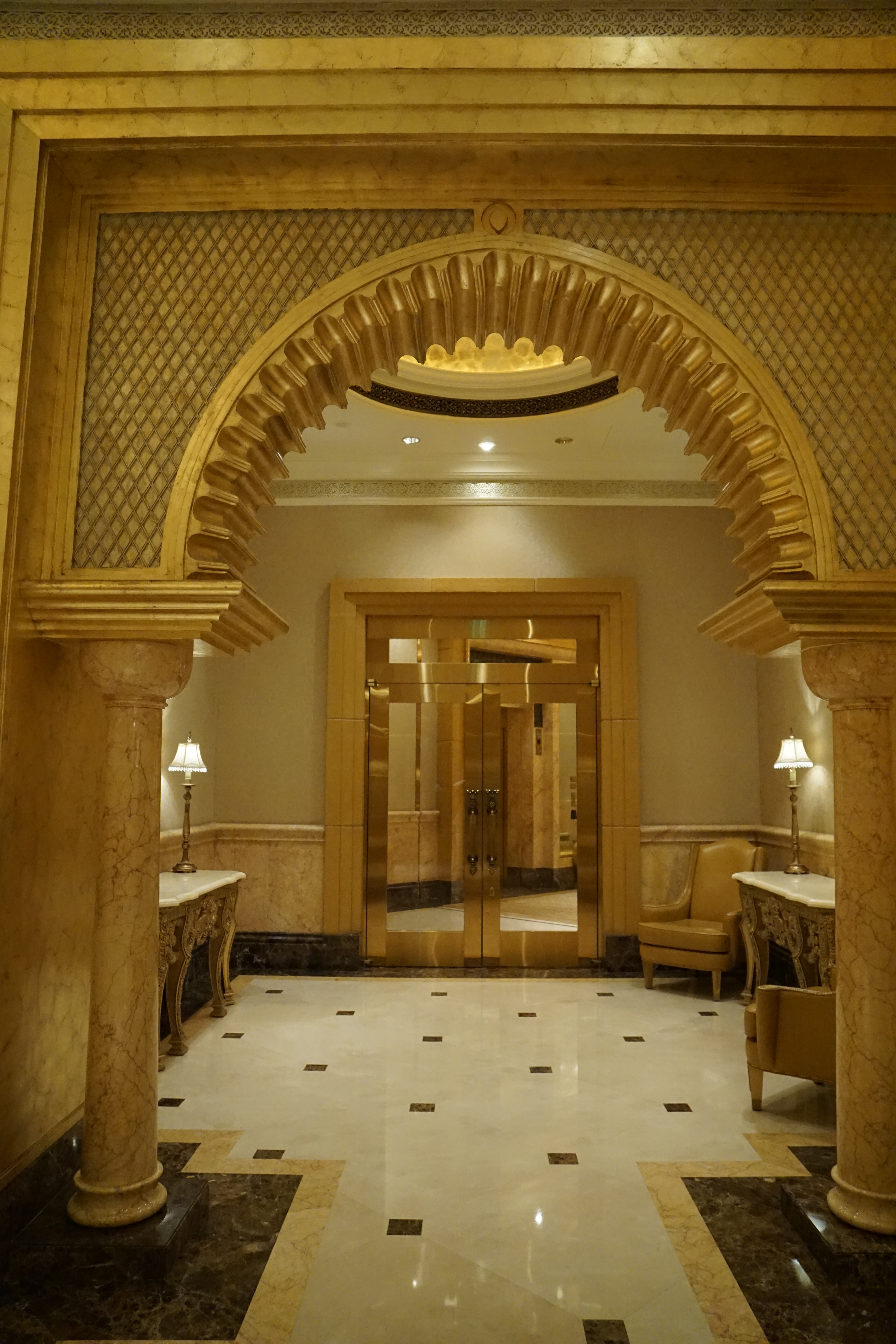 酋长国宫殿酒店推荐,酋长国宫殿酒店视频