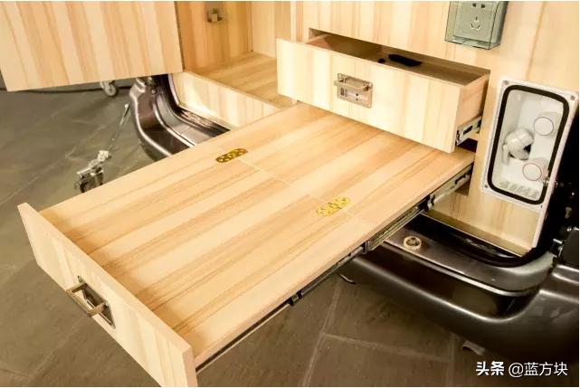 房车自驾游豪华房车,金龙金威房车