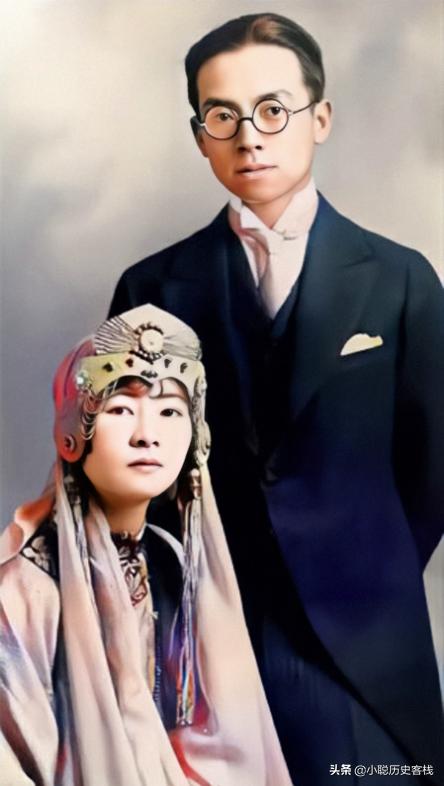 林徽因与宋美龄谁年龄大,林徽因与陆小曼的结婚照