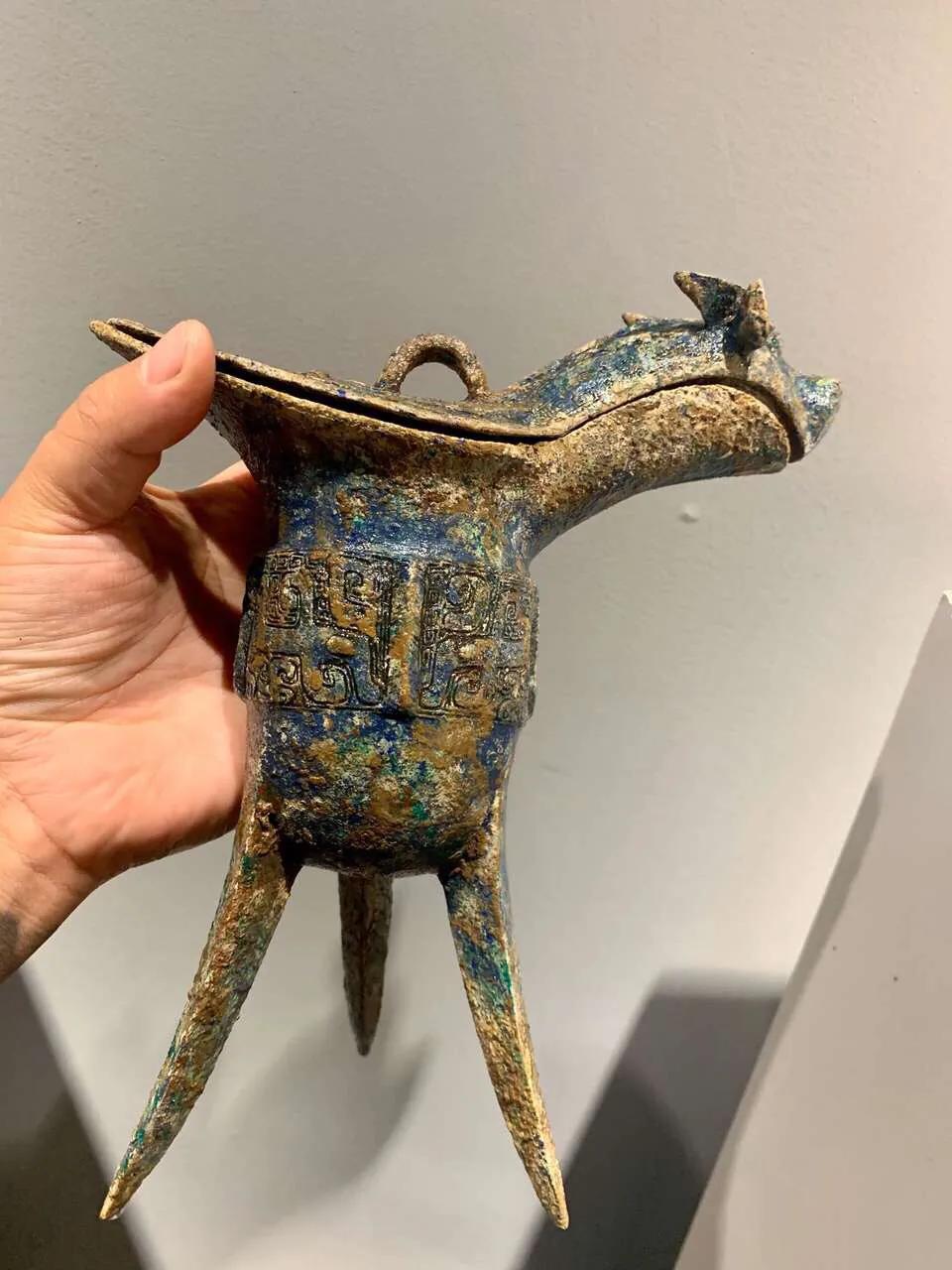 青铜器做旧最厉害的地方,青铜器锈色的鉴定