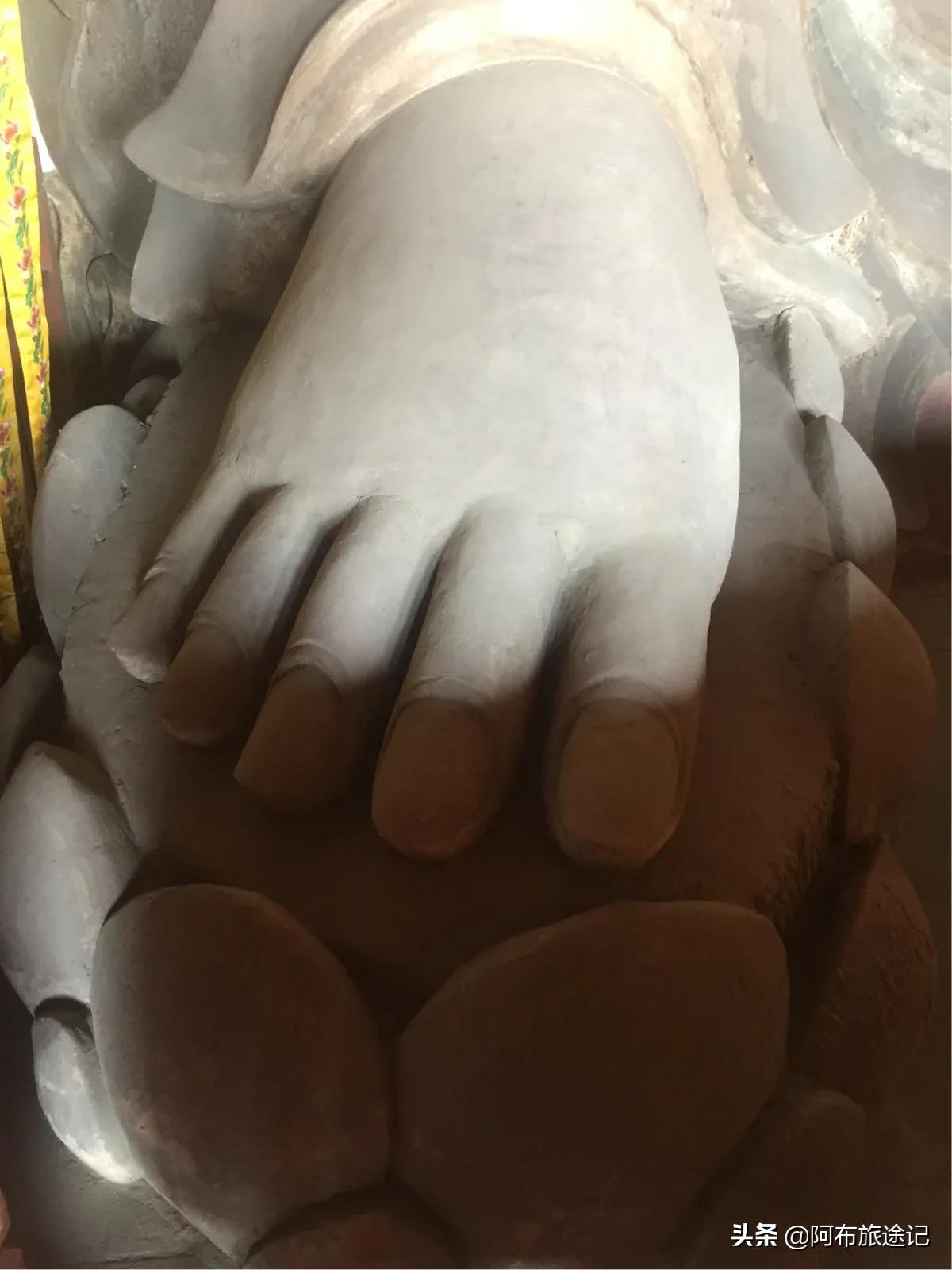 山西稷山土雕大佛,稷山大佛寺里的大佛