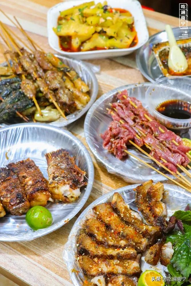 南宁东盟商务区烧烤摊,南宁2021烧烤店铺排行榜前十名