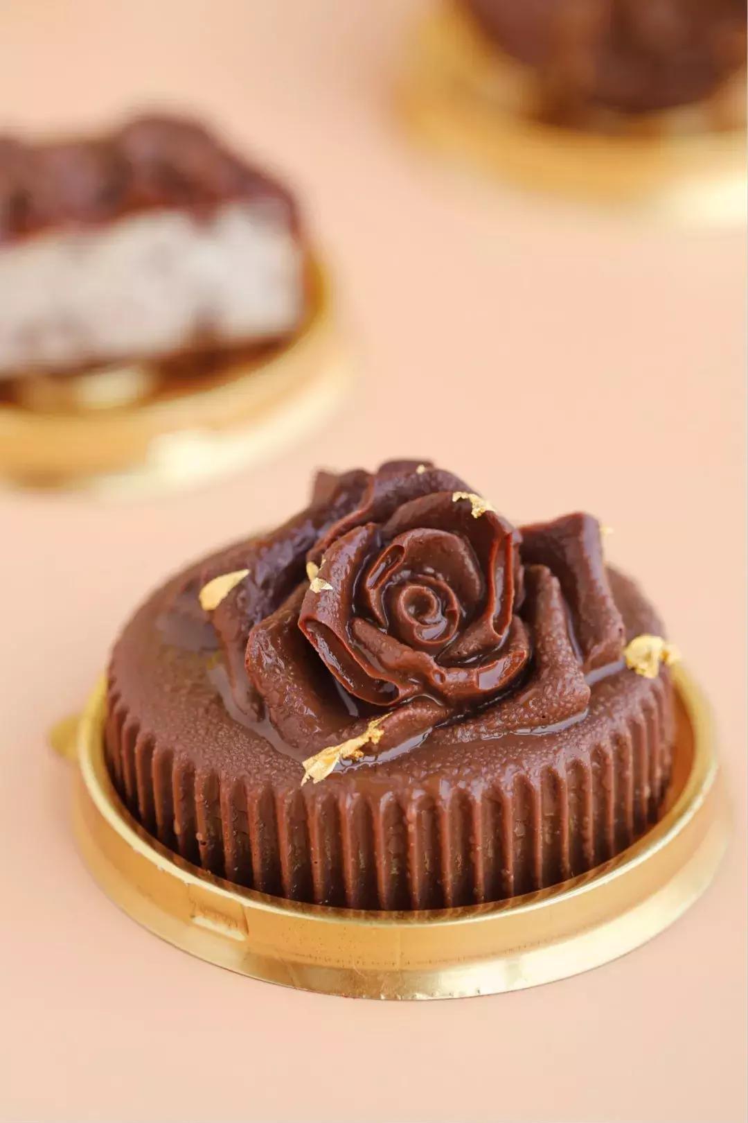 敖丙？奥饼？其实是奥利奥黑巧冰淇淋月饼