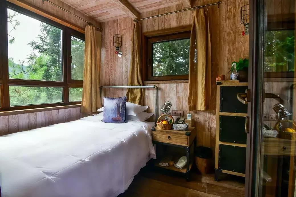 杭州1.5h就有不输清迈的丛林树屋