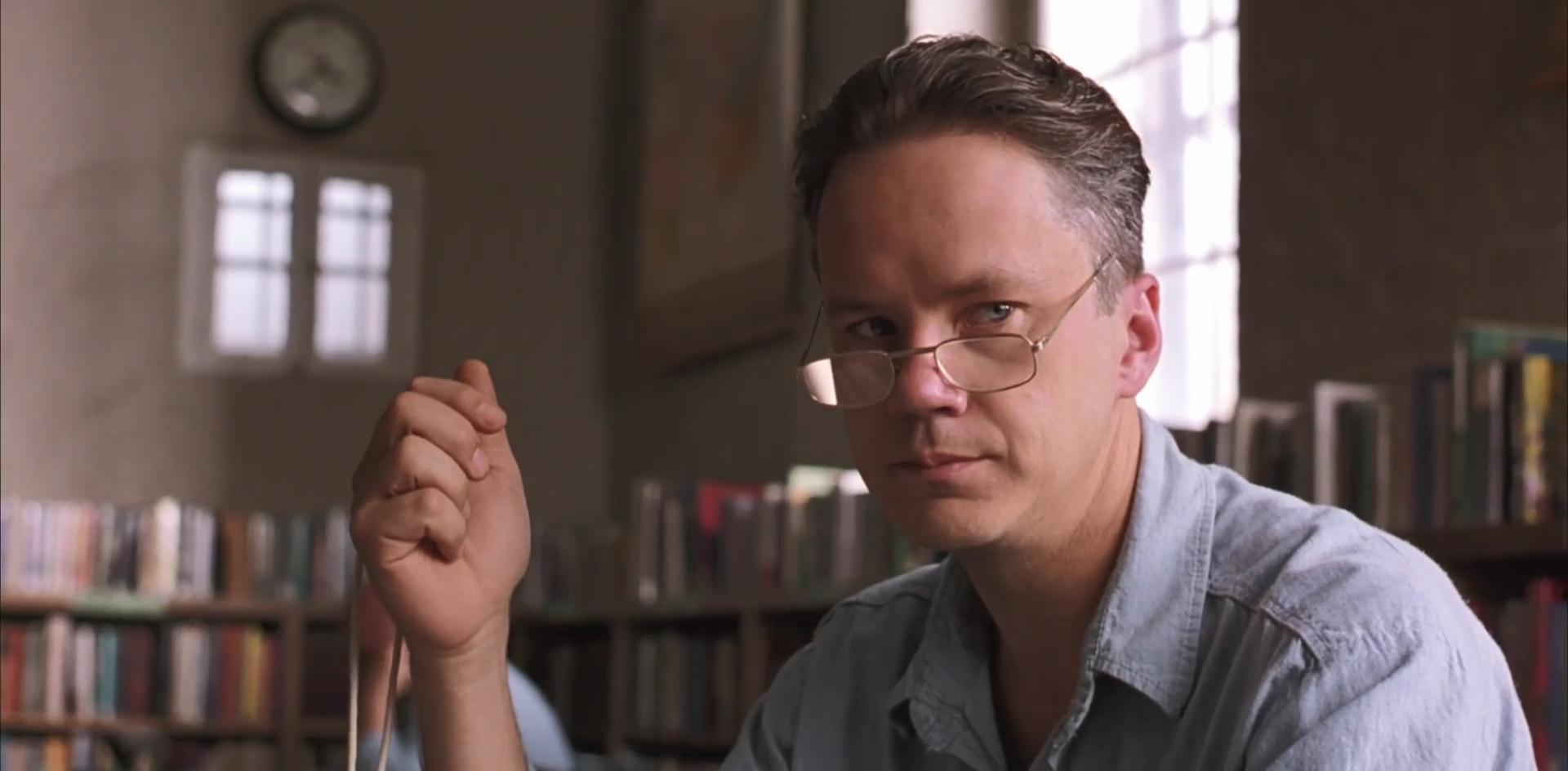 肖申克的监狱生活,肖申克的救赎监狱长贪污片段