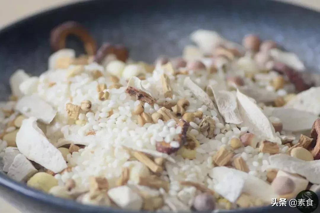 夏天做的八珍糕,自制健脾八珍糕的做法大全