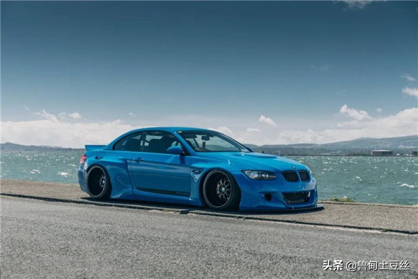 「毂锐驰」一台融入了JDM元素的宝马E93335i