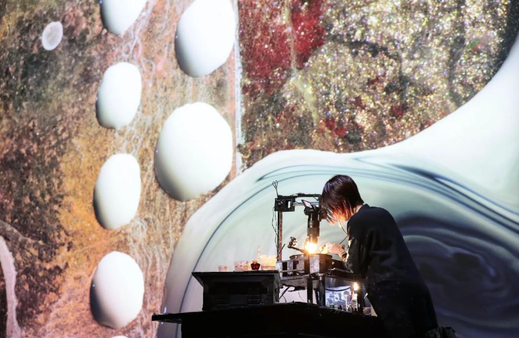 在成都看了一场浪漫的美术展,去古代邂逅一场书展