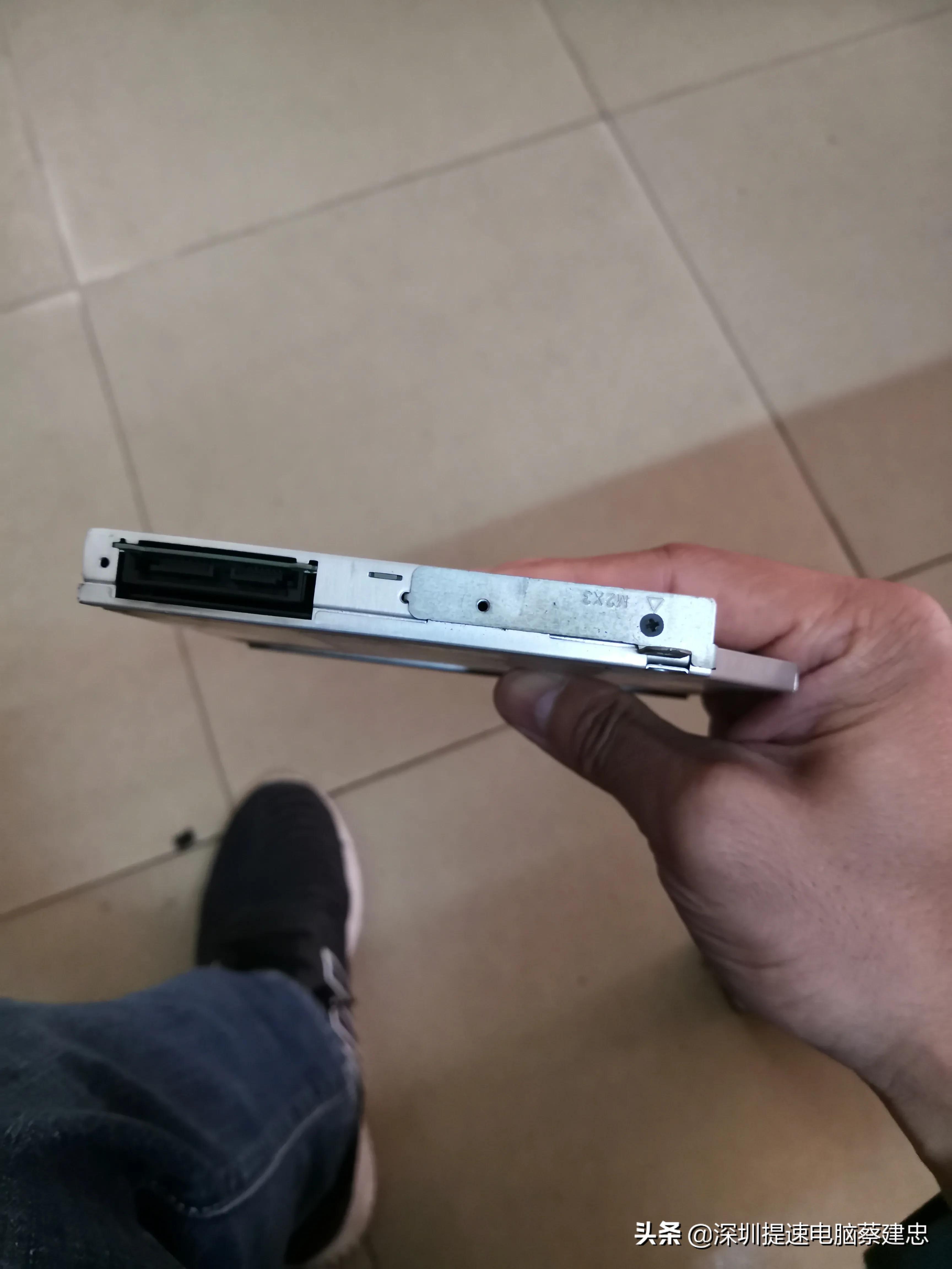 宏碁4752笔记本升级改造,宏碁老款笔记本清灰