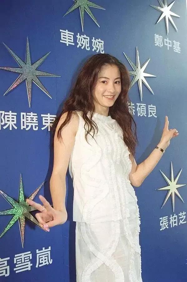 吓！前没胸后无臀叫好看？6位“胖”美人告诉你什么才是风华绝代