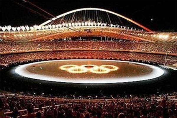 34亿建造鸟巢现在还能用吗,鸟巢耗时几年修建成功