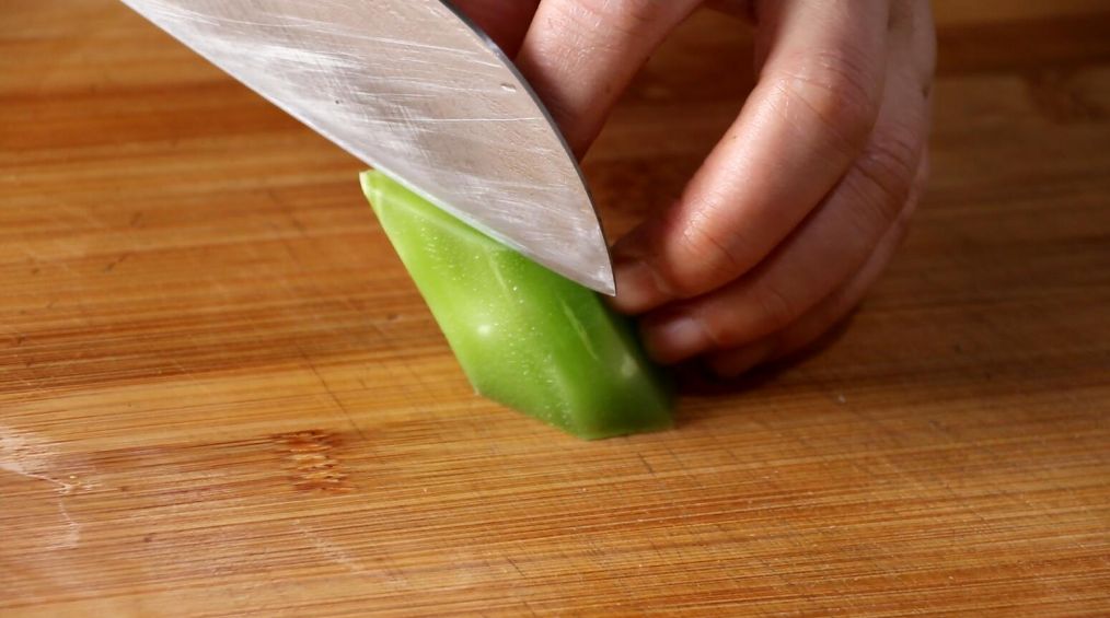 莴笋西葫芦尖椒和虾仁能一起炒,莴笋炒山药虾仁的家常做法视频