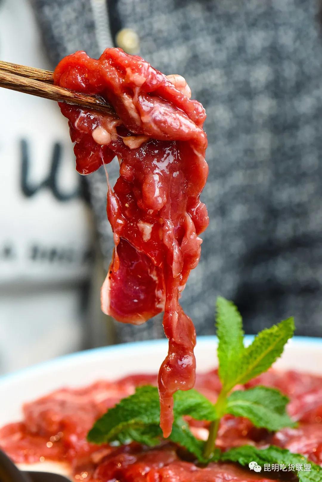 昆明藏在巷子里的酸汤火锅,昆明酸汤火锅