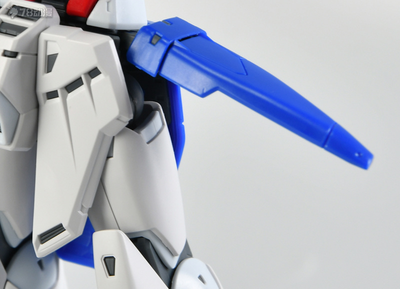 万代高达rgrx78-2,万代rg飞翼零式高达