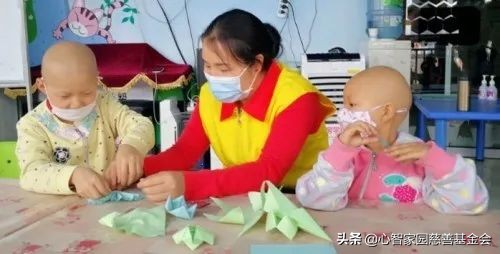 我是一名月捐人，坚持做一件事，月捐月爱