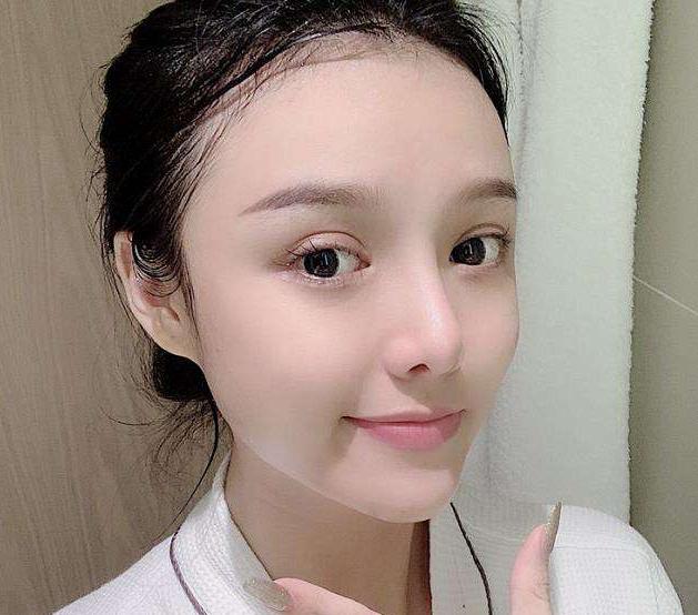 四十岁干性皮肤护肤精华液,四十岁女人抗皱精华液