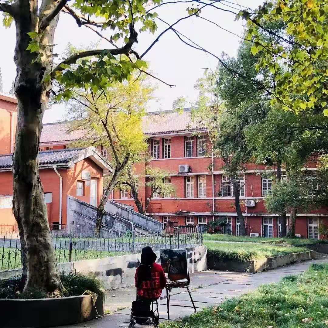 辉煌工大,百年湘雅,厚德铁道!这里,是中南大学!