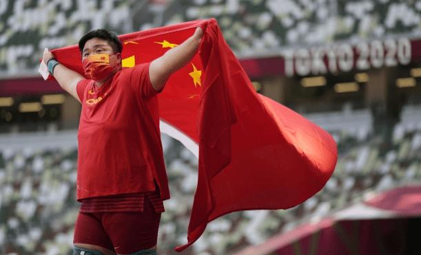 央视最差记者陆幽,“嘲讽”巩立姣身材问题,曾被曝私生活丑闻