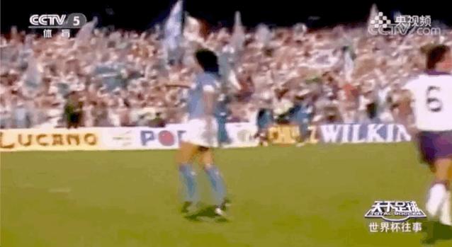 再见球王贝利,再见球王马拉多纳