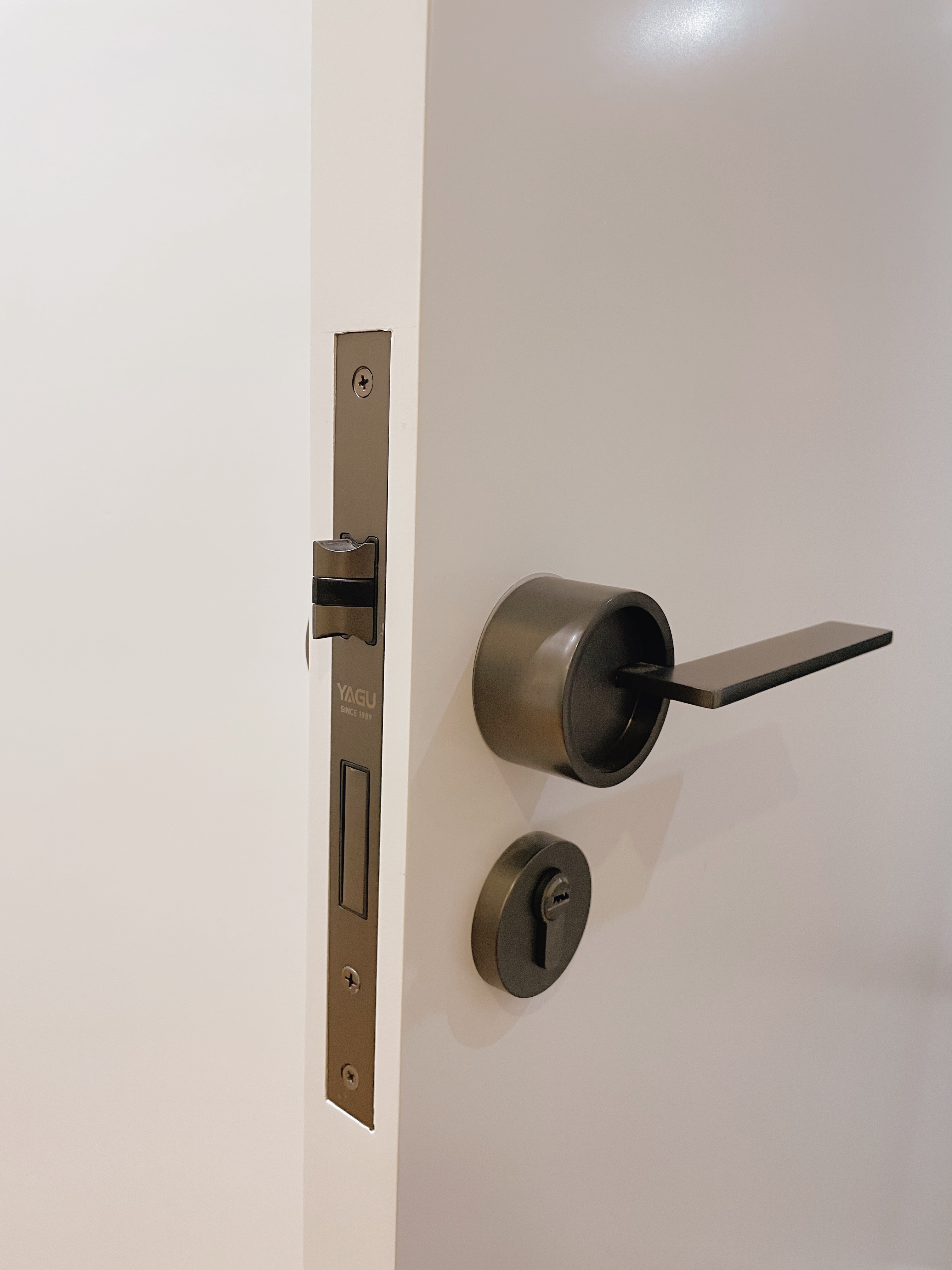 家庭装修木门选什么品质,室内木门怎么选环保