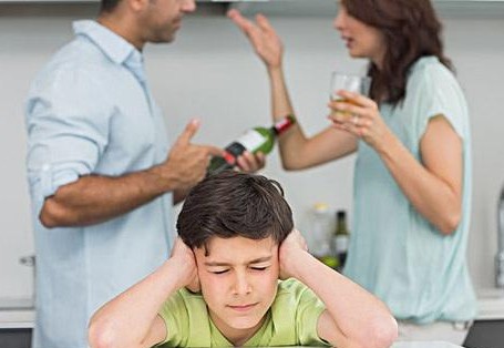 你的孩子是否正在遭受校园霸凌,教育孩子校园欺凌如何面对