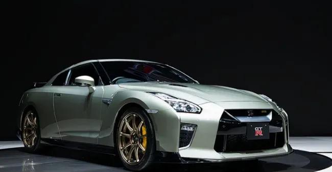 丰田凯美瑞本田雅阁日产天籁2.0t,天籁销量为什么不如雅阁和凯美瑞