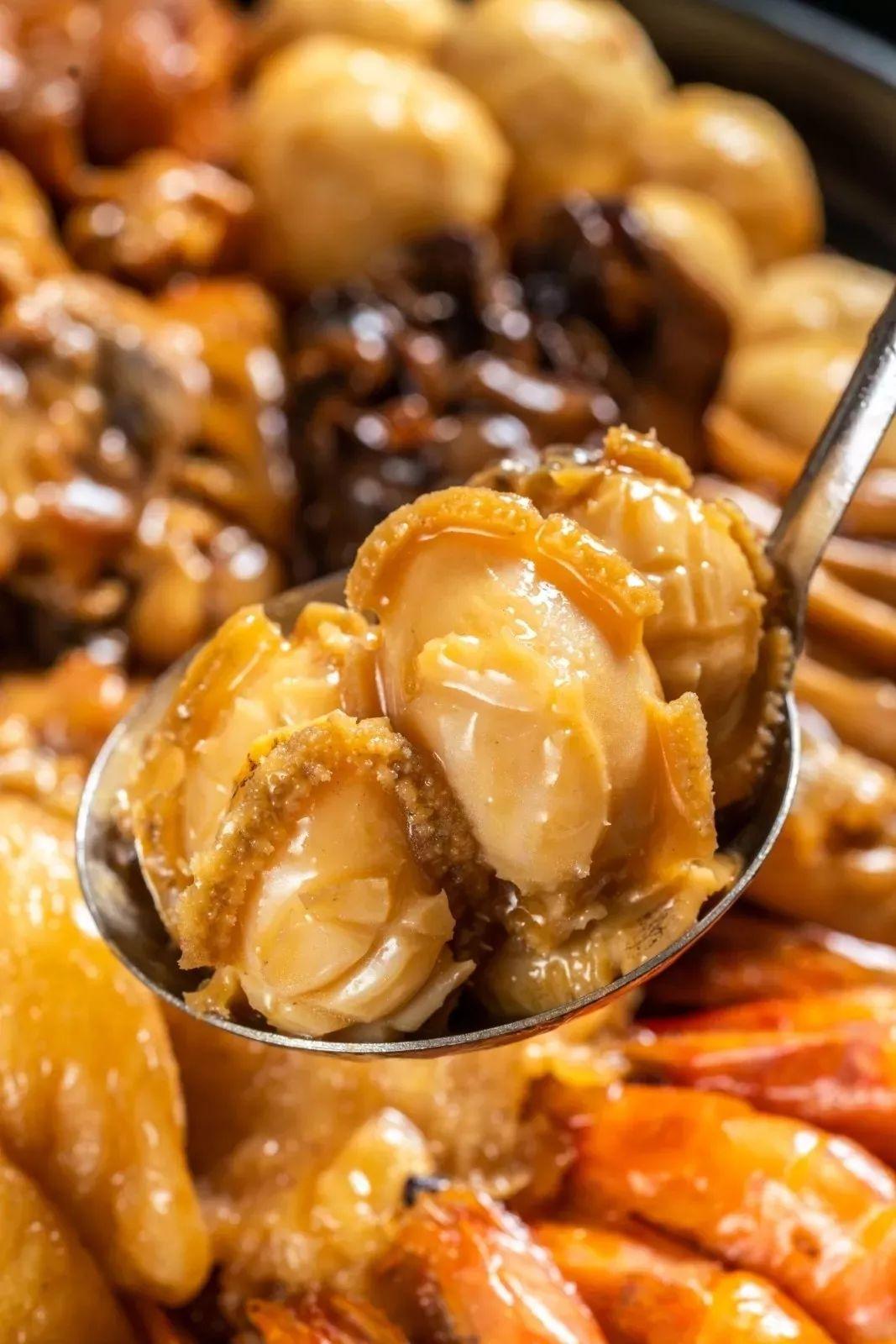 4000m²「平价海鲜」，还藏了个老广早茶，鸡煲、羊肉、虾蟹