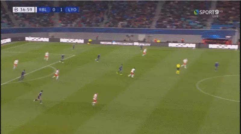 乌帕梅卡诺世界杯,中卫乌帕梅卡诺最新消息