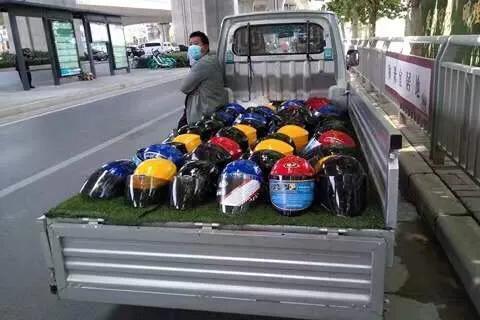 头盔一夜之间爆红,头盔一夜之间大涨价