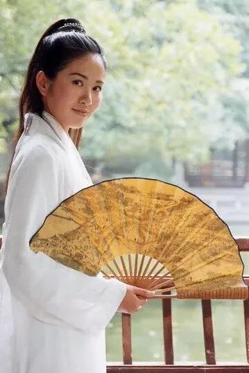 影视剧里公认的8大白月光,影视剧中白月光女演员排行