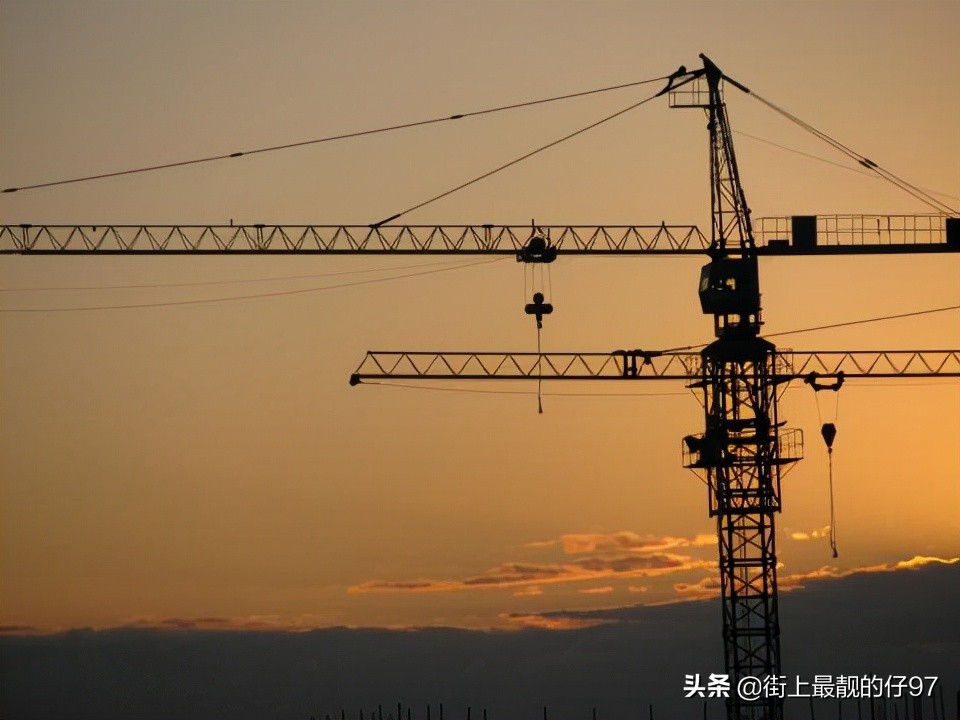 塔吊操作员有前途吗,塔吊信号工工资一般多少