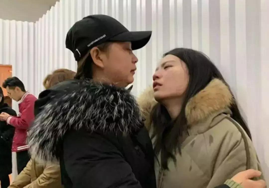 19岁女大学生做隆鼻手术意外死亡,贵州19岁女生隆鼻死亡事件