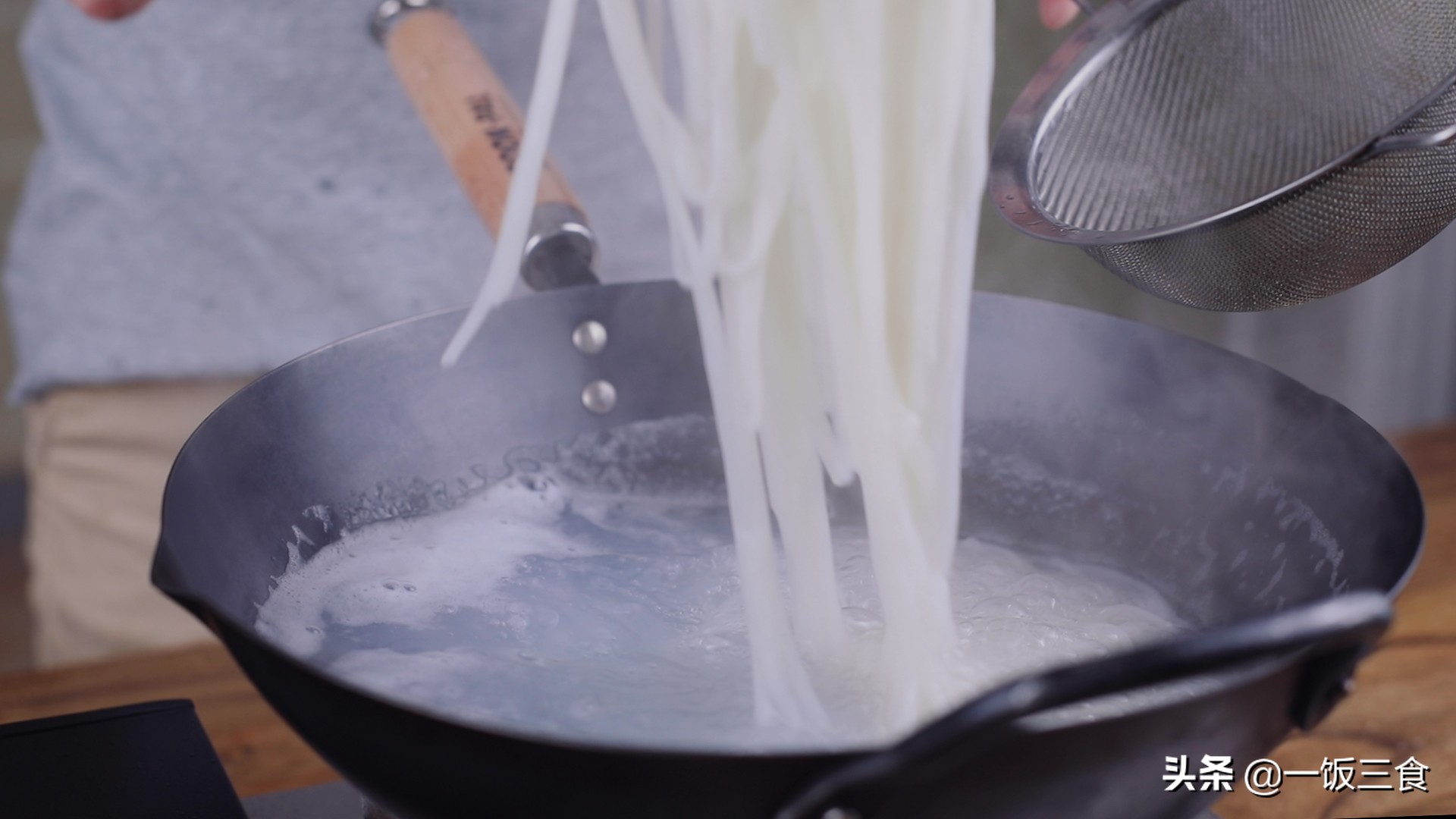 解锁湖南米粉新吃法,特色早餐正宗长沙米粉