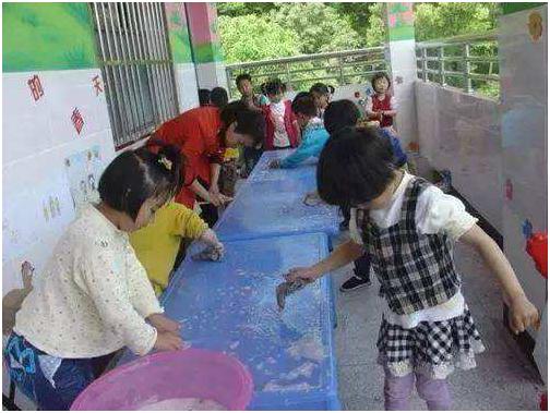 孩子乱涂乱画发挥想象力,想象力乱涂乱画