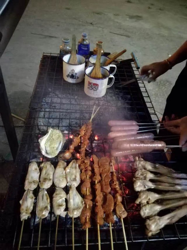 摆摊烧烤生意的诀窍,小白烧烤摆摊入门需要先了解什么