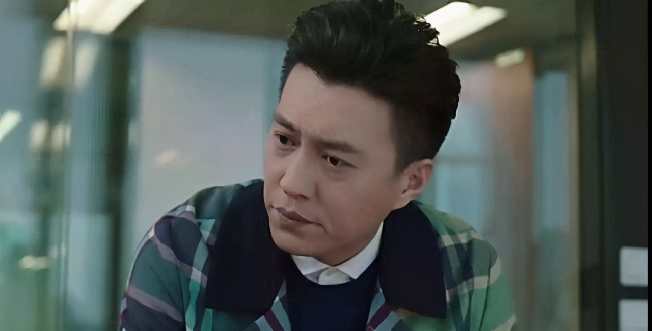 朋友与我同是低收入，但他买了新房，开着新车，我错过了什么？