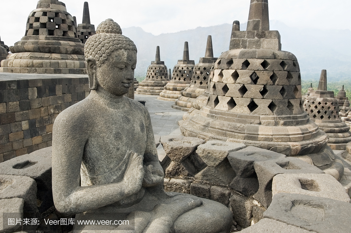 爪哇岛是全国人口最稀疏的地区吗,爪哇岛人口多的地方