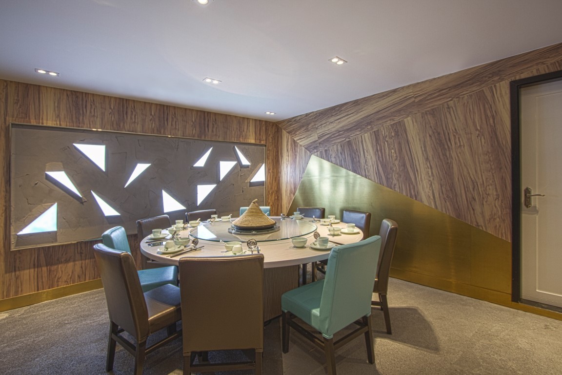 福建泉州磁灶餐厅,迎客春蒸汽海鲜石锅