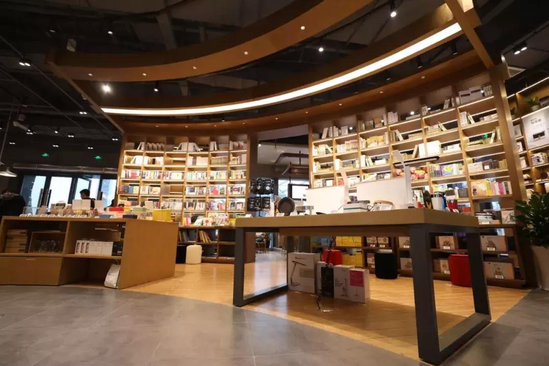 重庆来福士购物中心品牌分布,重庆来福士购物中心最新消息