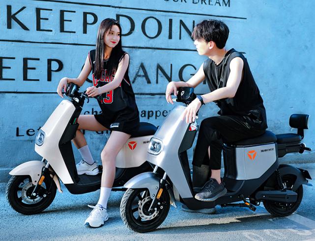 雅迪爱玛电动车哪个质量最好,买雅迪还是买爱玛电动车