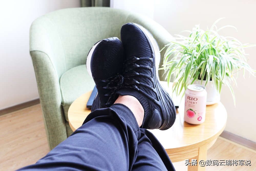 耐克阿迪鞋舒适感,舒适感好不累脚的鞋