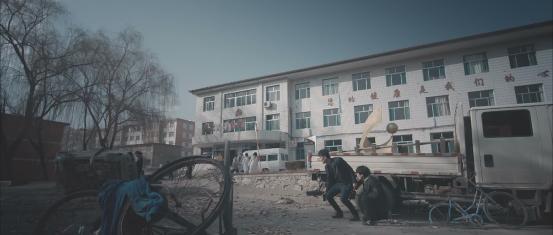 中北大学曾经帮助了那部国内首部行尸剧《一往无前》(2019冯钢)