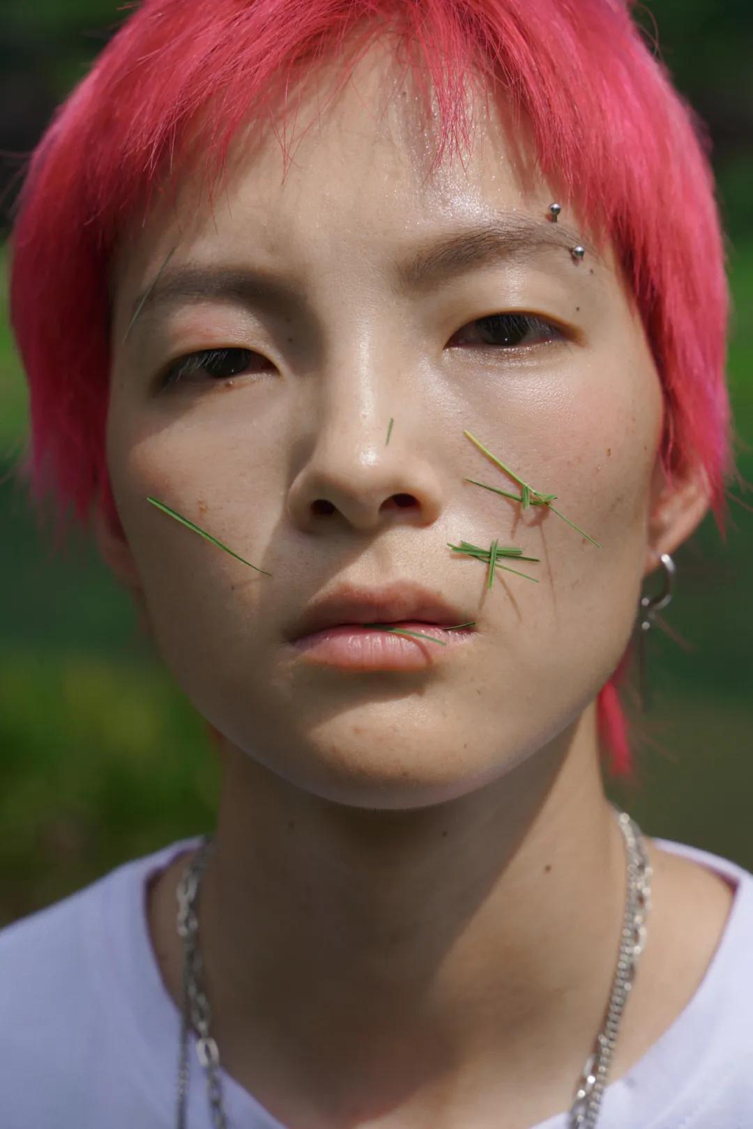 抑郁症女孩照片100张,100个抑郁症女孩