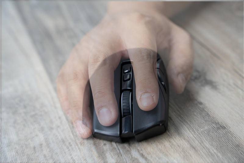 雷蛇发布那伽梵蛇x游戏鼠标,雷蛇razer那伽梵蛇v2游戏鼠标