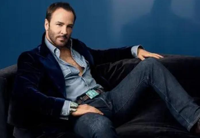 男胸部长毛什么原因引起的,男生胸部长毛是什么原因造成的