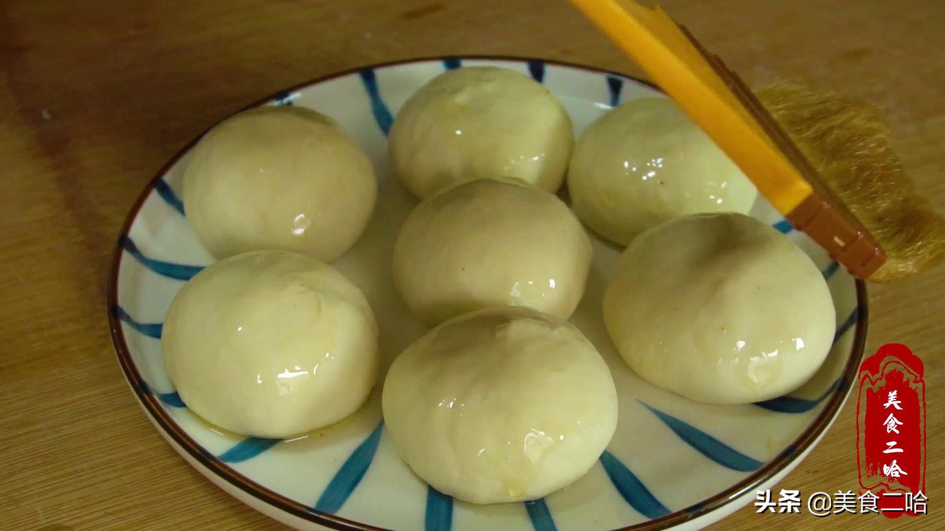 早餐店绸带鸡蛋饼:下锅立马熟,薄软劲道,来1张挡饱解馋